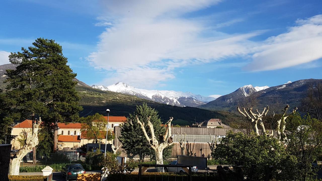Villa Notre-Dame Embrun Exteriör bild